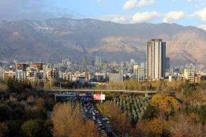 Ảnh minh họa: Một góc thủ đô Tehran của Iran. (Ảnh: Tân Hoa Xã)