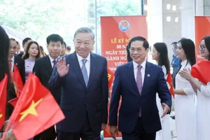 Chặng đường 80 năm vẻ vang của nền ngoại giao Việt Nam vì sự nghiệp đấu tranh, bảo vệ và xây dựng đất nước 