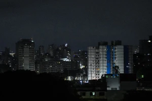 Quang cảnh thủ đô Caracas của Venezuela, rạng sáng 3/1/2026. (Ảnh: THX/TTXVN)