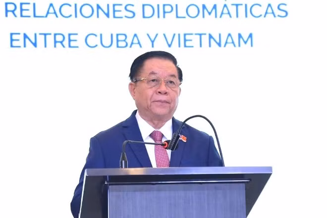 Đại tướng Nguyễn Trọng Nghĩa, Ủy viên Bộ Chính trị, Bí thư Trung ương Đảng, Chủ nhiệm Tổng cục Chính trị Quân đội nhân dân Việt Nam phát biểu tại lễ kỷ niệm. 