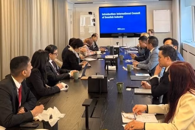 Quang cảnh cuộc họp giữa Nhóm các Đại sứ ASEAN tại Stockholm (ACS) và Hội đồng Công nghiệp Thụy Điển quốc tế. (Ảnh do Đại sứ quán Việt Nam tại Thụy Điển cung cấp)