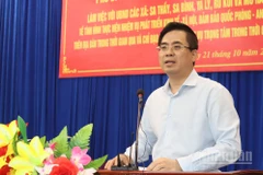 Chủ tịch Ủy ban nhân dân tỉnh Quảng Ngãi Nguyễn Hoàng Giang phát biểu kết luận tại buổi họp.