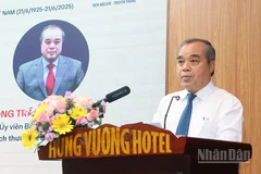 Phó Chủ tịch Thường trực Ủy ban nhân dân tỉnh Quảng Ngãi Trần Hoàng Tuấn phát biểu khai mạc Hội thảo. 