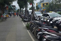 Phường Thuận Hóa cấm để xe máy trên hè ở nhiều tuyến đường trung tâm.