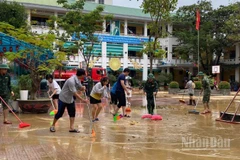 Các địa phương đã huy động nhân lực ưu tiên vệ sinh trường lớp, sớm đưa trường học trở lại hoạt động.