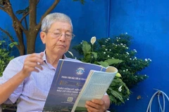Nhà báo Phạm Hữu Thu.