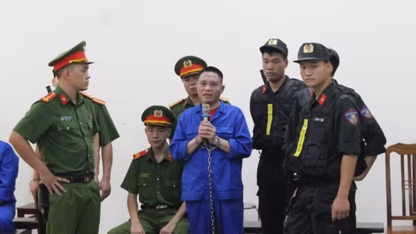 Đối tượng Nguyễn Thành Long bị Tòa án nhân dân tỉnh Phú Thọ tuyên tử hình về tội mua bán trái phép chất ma túy.