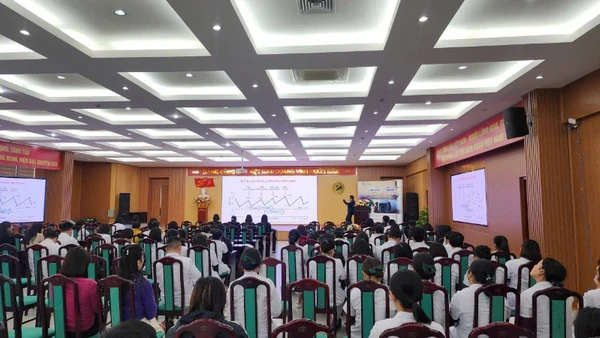 Quang cảnh hội thảo.