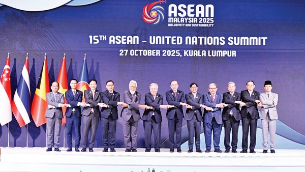 Hội nghị cấp cao ASEAN-Liên hợp quốc lần thứ 15 diễn ra tại Malaysia.