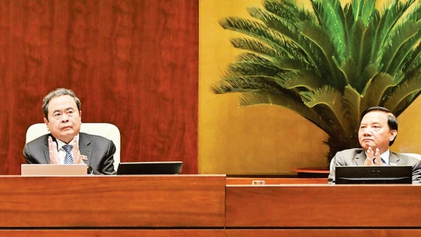 Chủ tịch Quốc hội Trần Thanh Mẫn chủ trì phiên họp. (Ảnh: DUY LINH)