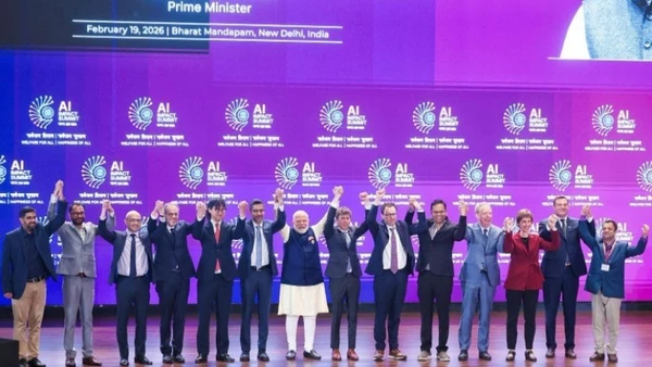 Hội nghị Thượng đỉnh về Tác động của trí tuệ nhân tạo năm 2026 khép lại với việc 88 quốc gia và tổ chức quốc tế cùng ký Tuyên bố New Delhi về tác động của AI. (Ảnh: INDIAai)