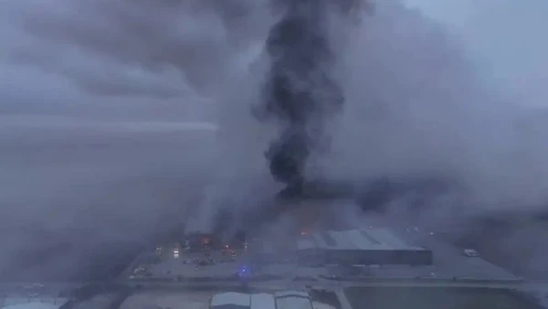 Hiện trường vụ cháy nổ nhà máy Violanta. (Nguồn: ILKHA)