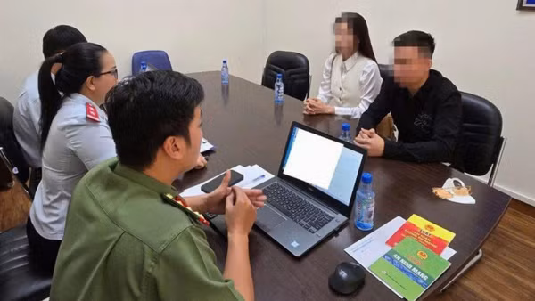 Cơ quan chức năng xử lý cá nhân có hành vi phát ngôn lệch chuẩn trên không gian mạng. (Ảnh: Cơ quan chức năng cung cấp)