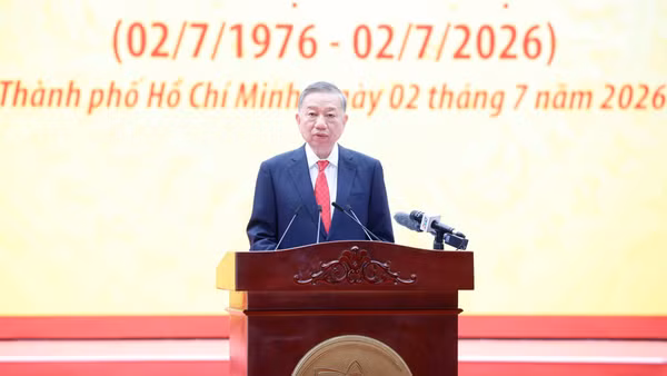 Tổng Bí thư, Chủ tịch nước Tô Lâm phát biểu tại Lễ kỷ niệm 50 năm Ngày thành phố Sài Gòn-Gia Định mang tên Chủ tịch Hồ Chí Minh. (Ảnh: Thống Nhất/TTXVN)