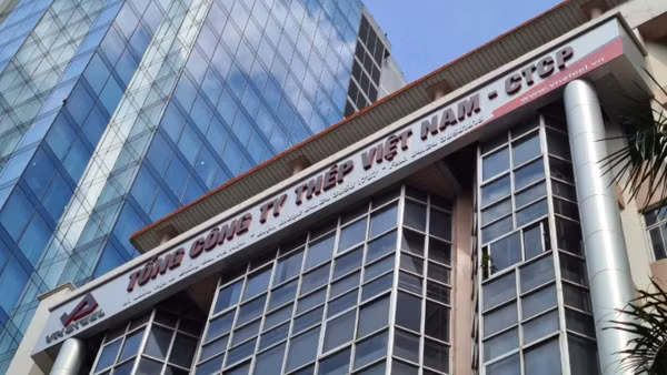 Doanh nghiệp thép, giấy nỗ lực ổn định sản xuất trong bối cảnh chi phí gia tăng.