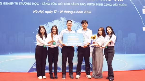Sinh viên Đại học Quốc gia Thành phố Hồ Chí Minh đoạt giải thưởng tại cuộc thi “Học sinh-Sinh viên với ý tưởng khởi nghiệp - SV.STARTUP” năm 2026.
