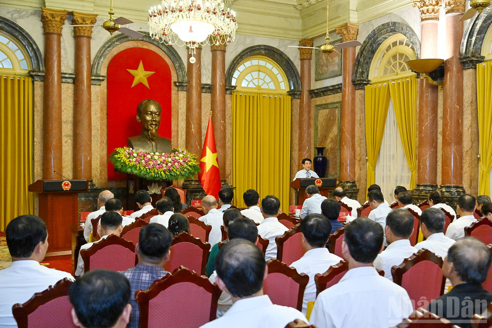 Quang cảnh buổi gặp mặt tại Phủ Chủ tịch. ndo_br_10.jpg