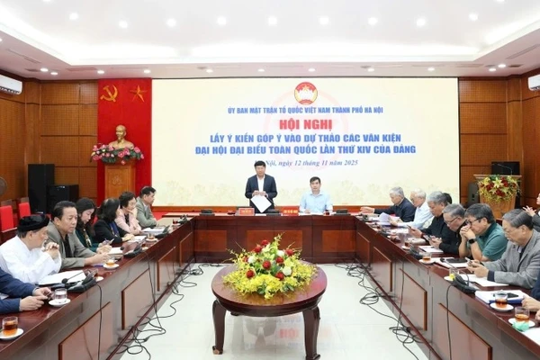 Các chuyên gia, nhà khoa học đóng góp nhiều ý kiến tâm huyết, thiết thực đối với dự thảo các Văn kiện Đại hội XIV của Đảng.
