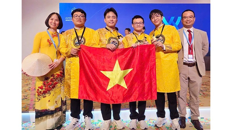 Đội tuyển Việt Nam tại kỳ thi Olympic Hóa học quốc tế (ICHO) lần thứ 57, năm 2025.