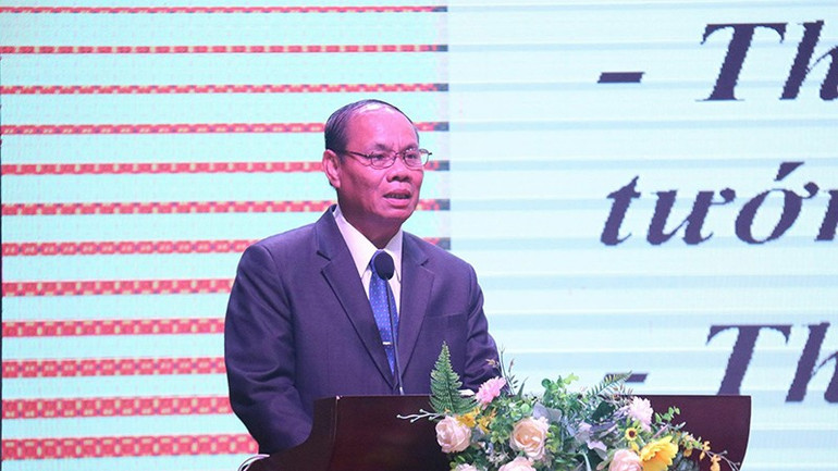 Đại tướng Vilay Lakhamphong, Phó Thủ tướng, Bộ trưởng Công an Lào phát biểu tại buổi lễ. (Ảnh: HẢI TIẾN) 3.jpg