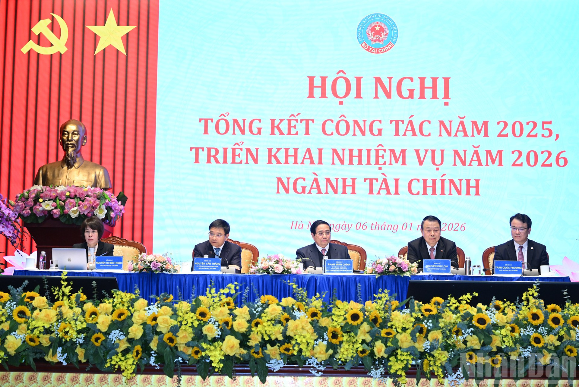 [Ảnh] Thủ tướng Phạm Minh Chính dự Hội nghị triển khai nhiệm vụ năm 2026 của ngành tài chính