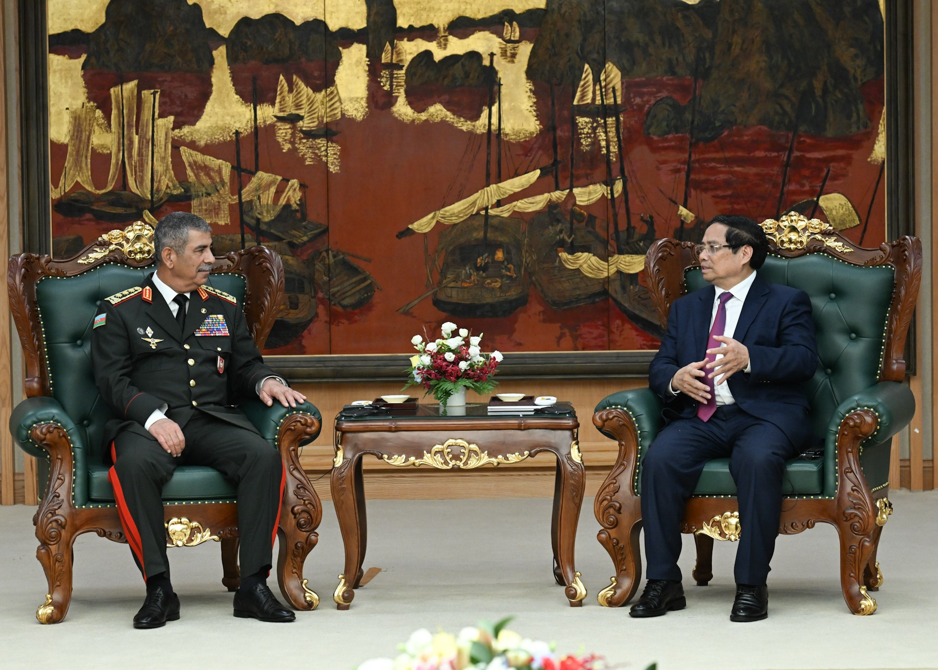 Thủ tướng Phạm Minh Chính tiếp Thượng tướng Zakir Hasanov, Bộ trưởng Quốc phòng Azerbaijan. dsc-0567.jpg