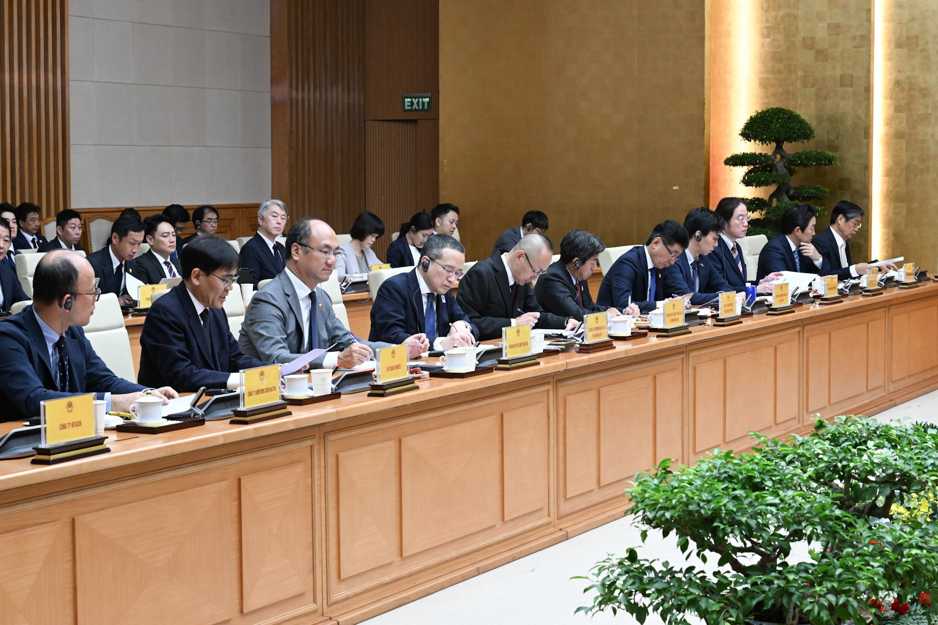 Các đại biểu Nhật Bản tham dự tọa đàm. dsc-6141.jpg