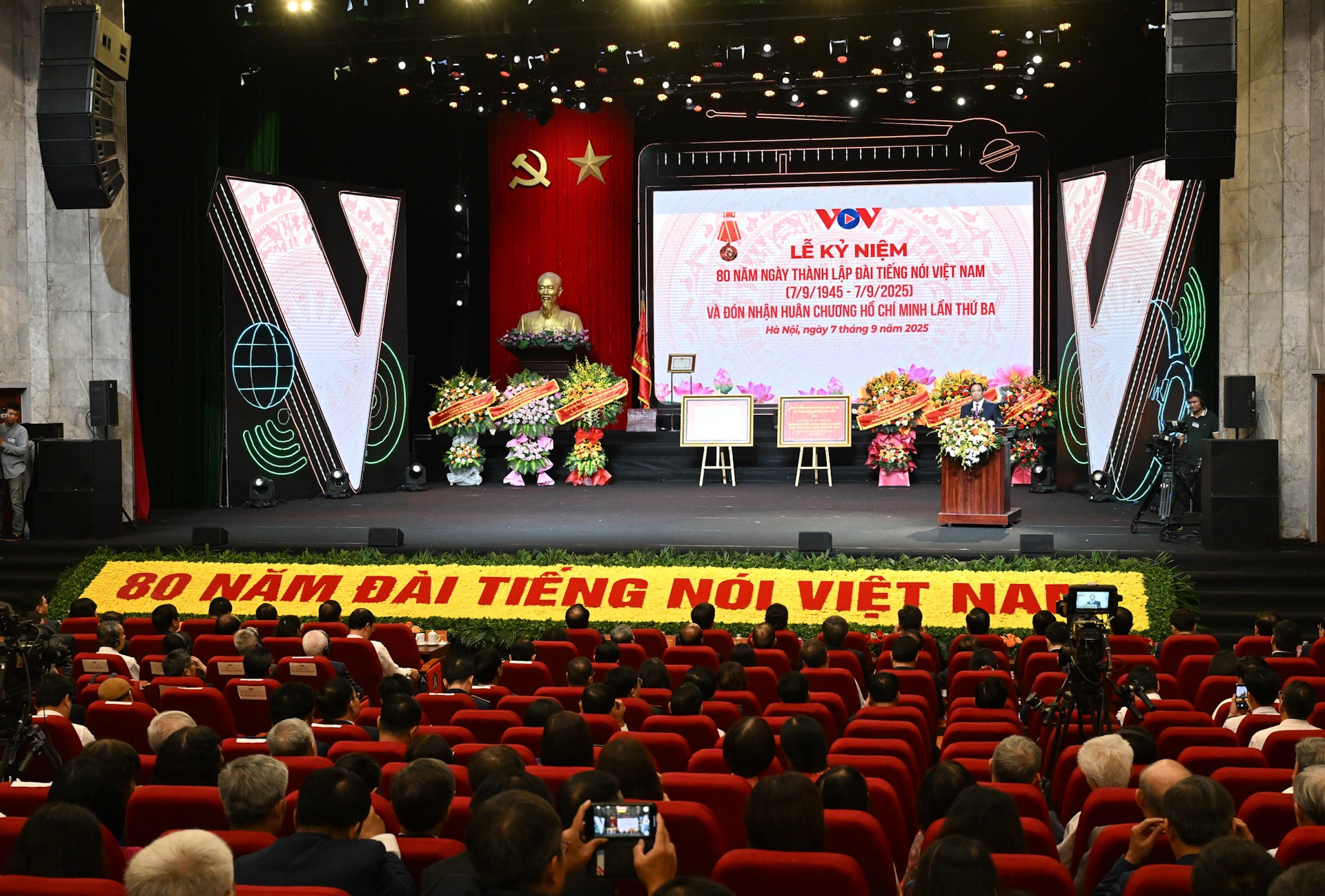 Quang cảnh buổi lễ. dsc-2216.jpg