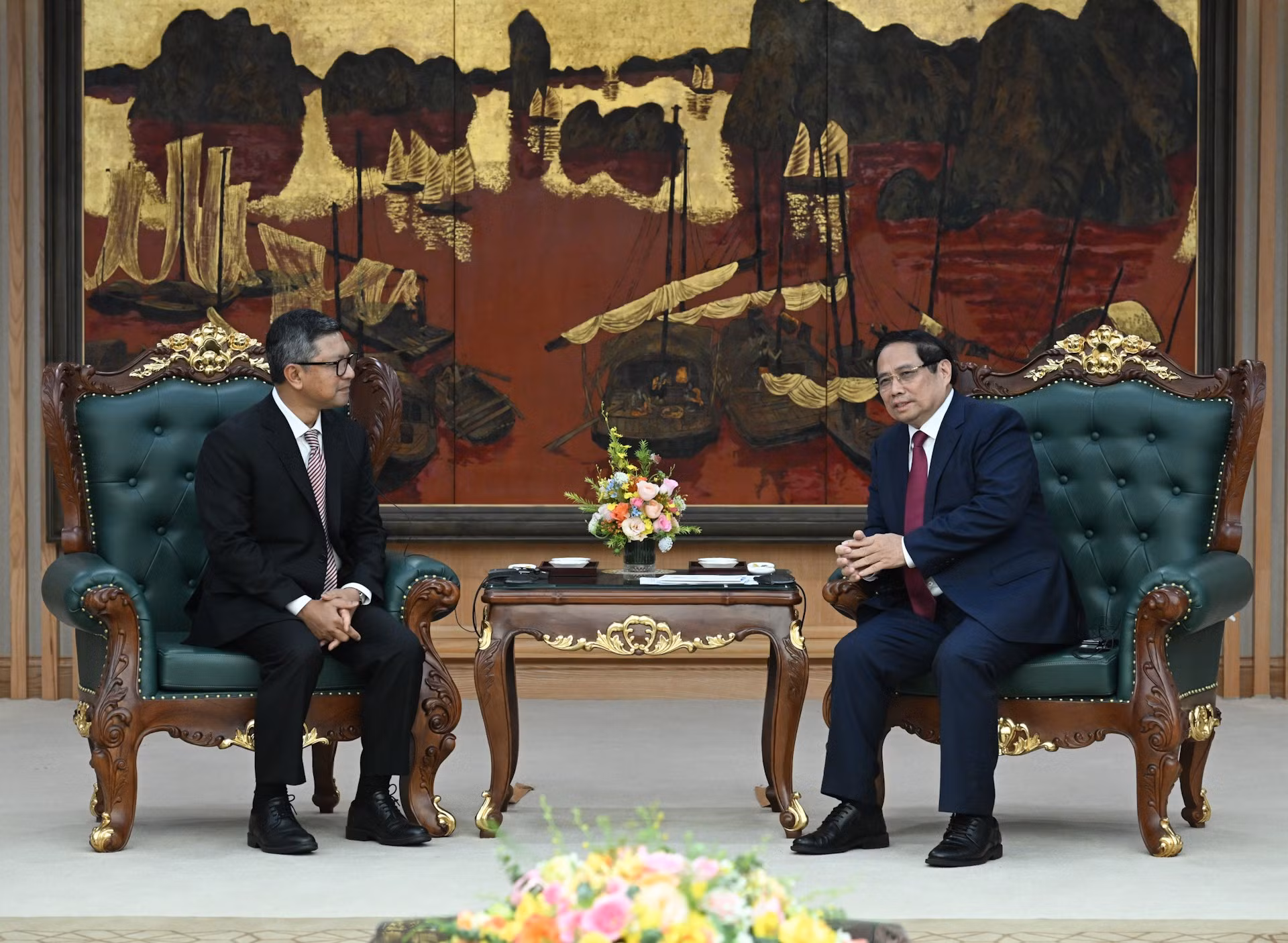 Thủ tướng Phạm Minh Chính tiếp Đại sứ Indonesia Denny Abdi.