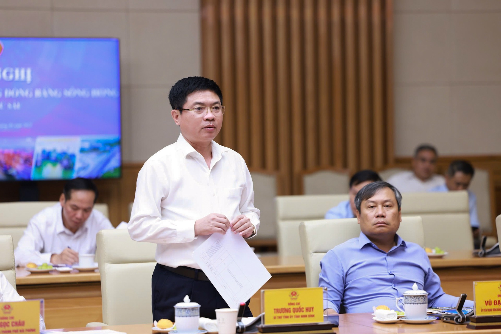 Bí thư Tỉnh ủy Ninh Bình Trương Quốc Huy phát biểu. img-3560.jpg