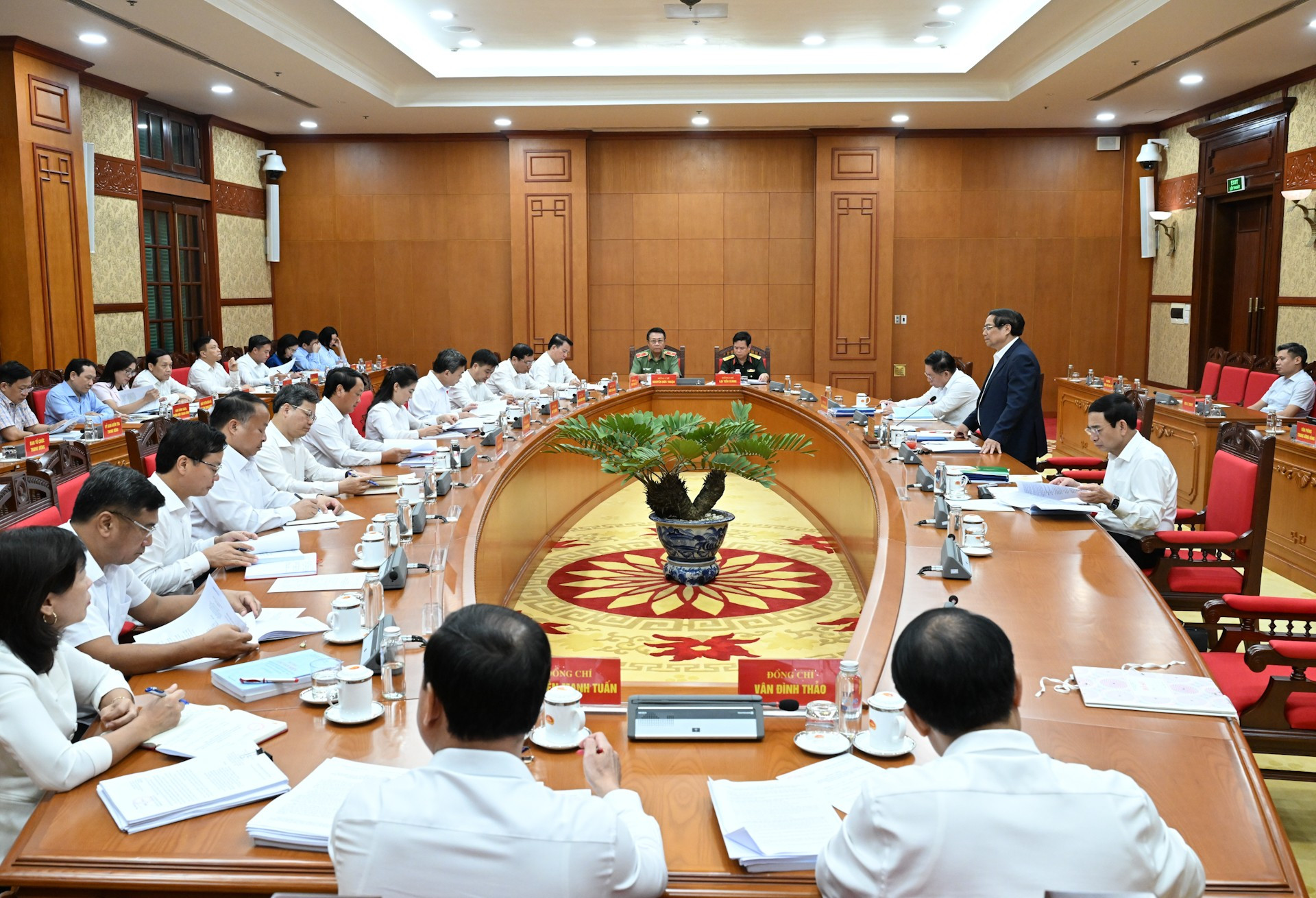 Thủ tướng Phạm Minh Chính làm việc với Ban Thường vụ Tỉnh ủy Tuyên Quang. dsc-3061.jpg