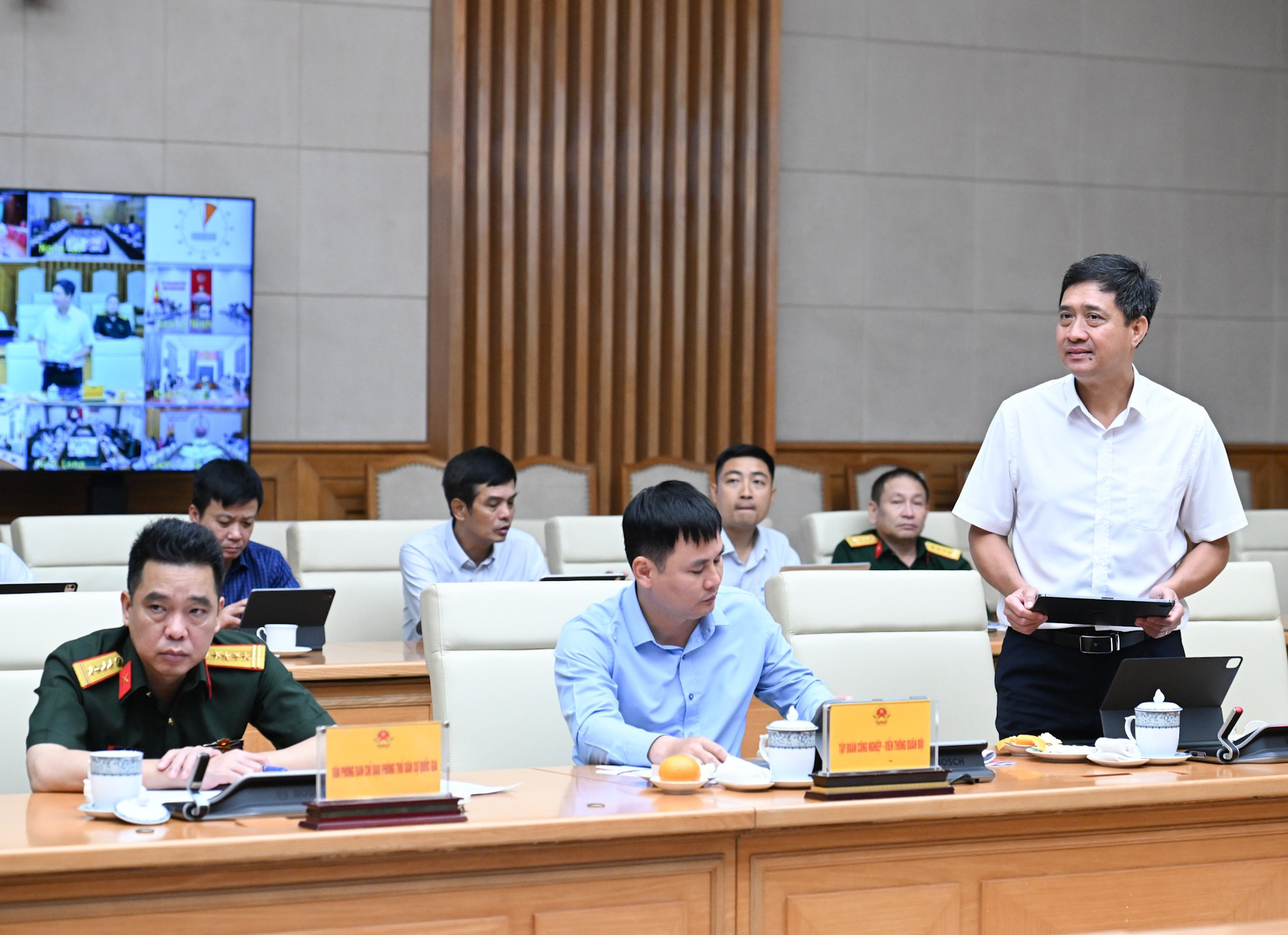 អគ្គនាយករងនៃក្រុមហ៊ុន VNPT Group លោក Nguyen Nam Long ថ្លែង។ dsc-9361.jpg