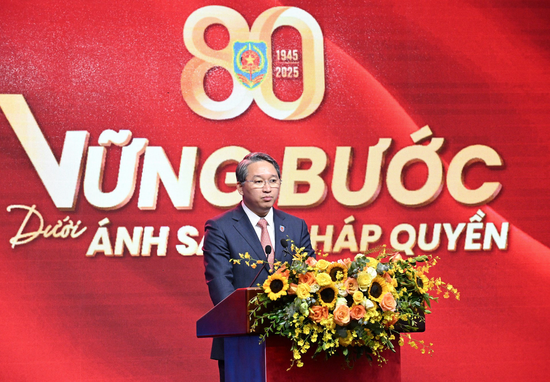 Bộ trưởng Tư pháp Nguyễn Hải Ninh trình bày diễn văn tại lễ kỷ niệm. dsc-3035.jpg