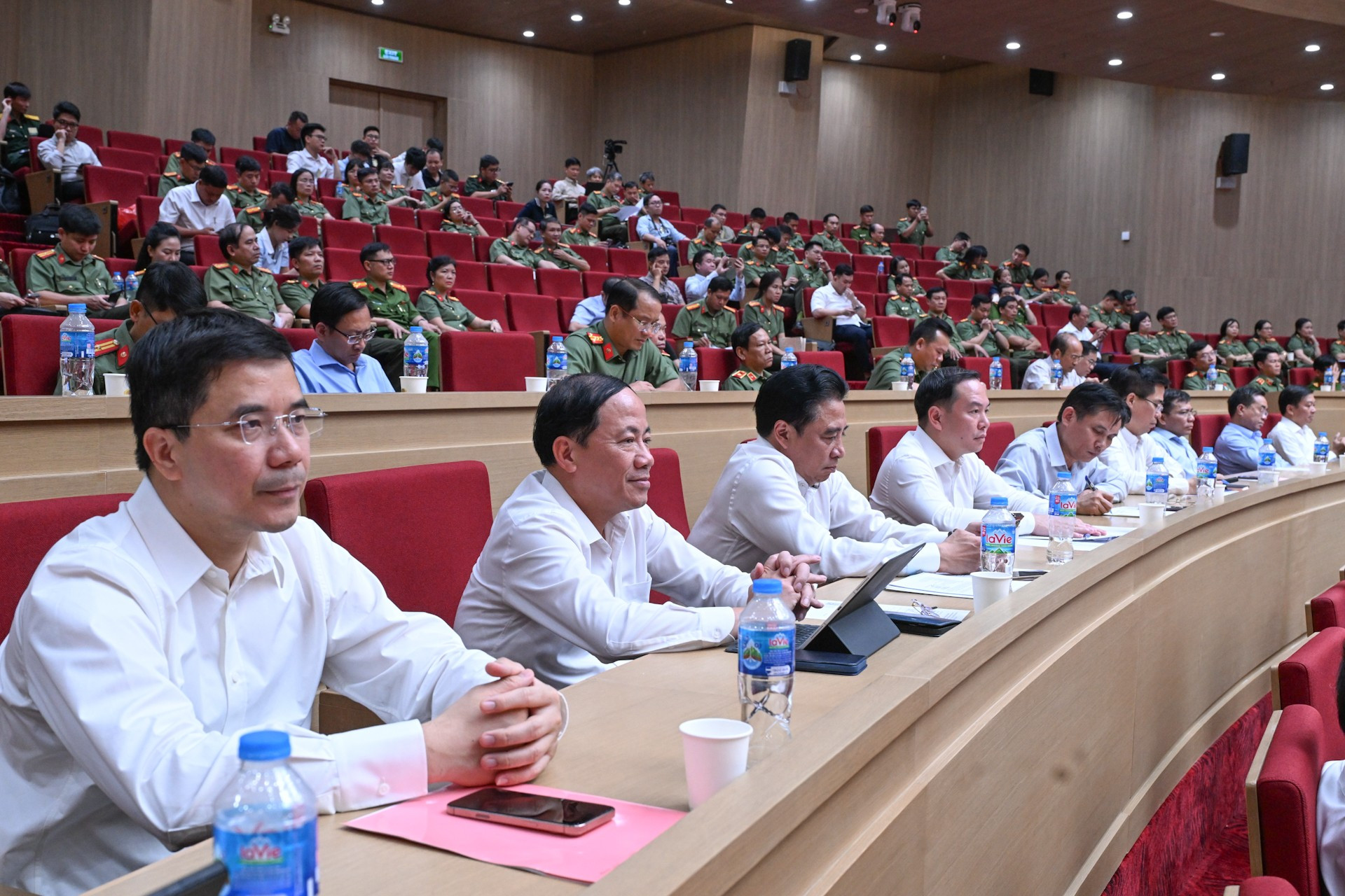 Các đại biểu tham dự hội nghị. dsc-6744.jpg