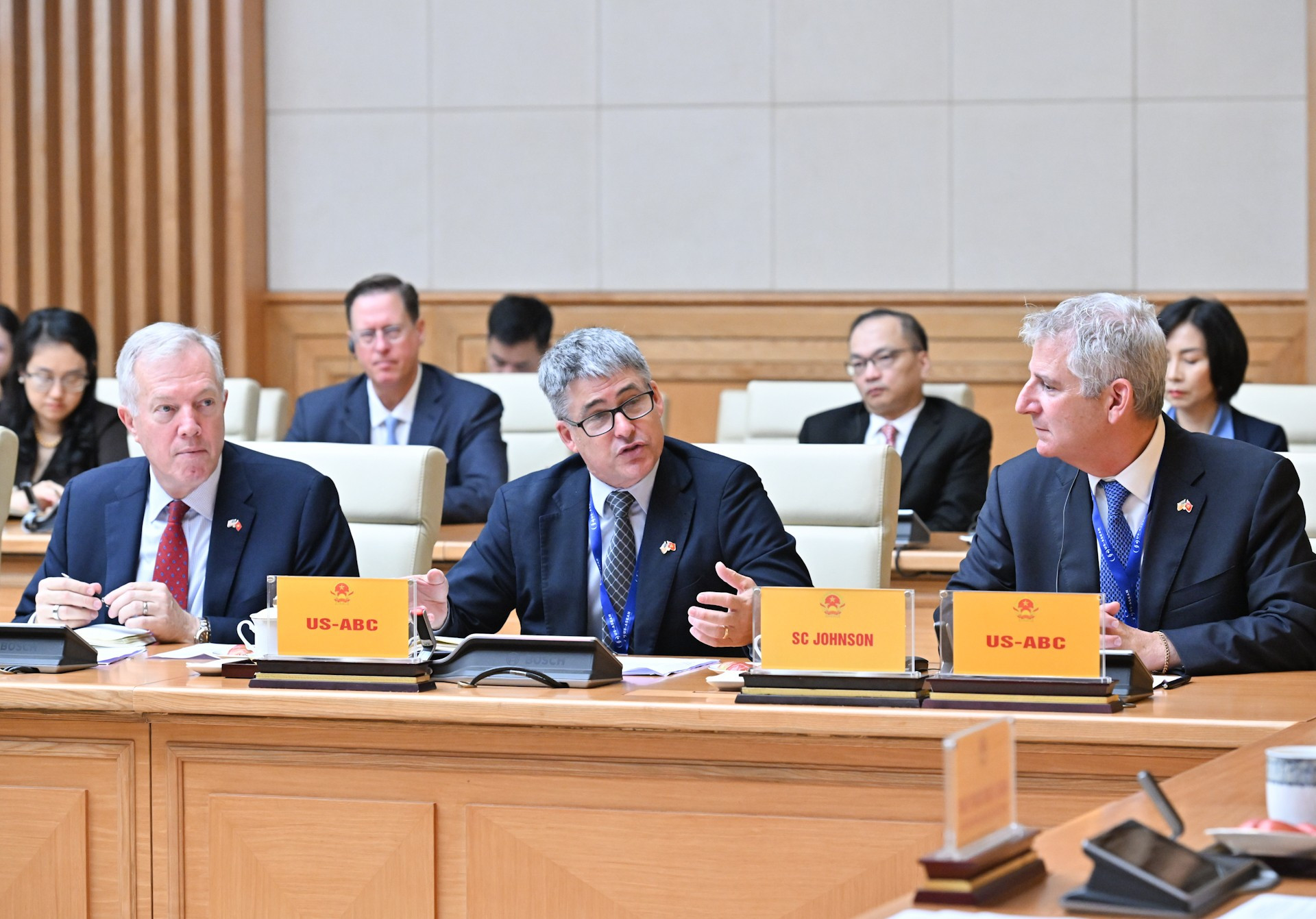 Giám đốc Điều hành quan hệ Chính phủ quốc tế, Công ty SC Johnson phát biểu. dsc-3972.jpg