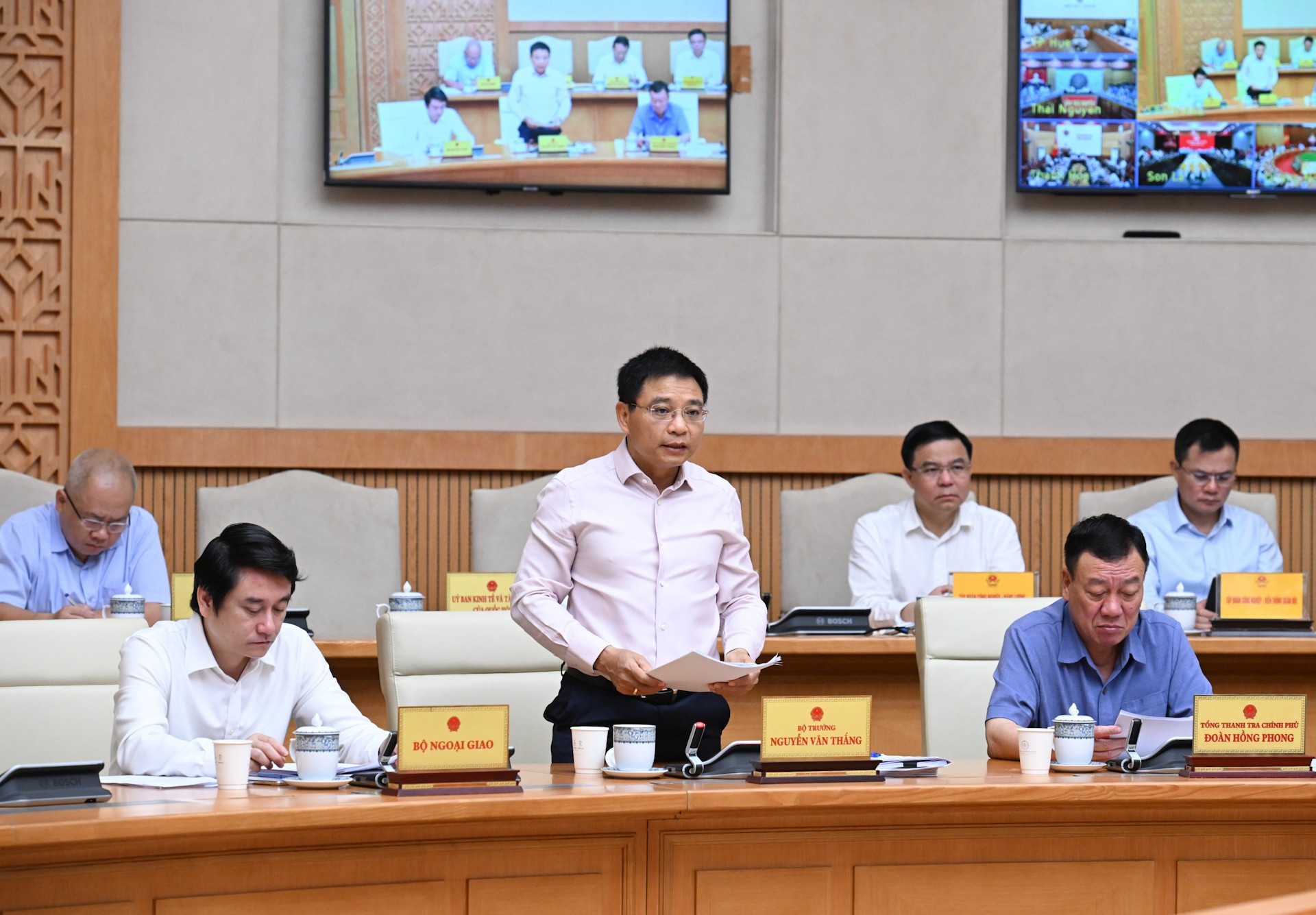 Bộ trưởng Tài chính Nguyễn Văn Thắng báo cáo tình hình kinh tế xã hội tháng 7 và 7 tháng đầu năm 2025. dsc-3854.jpg