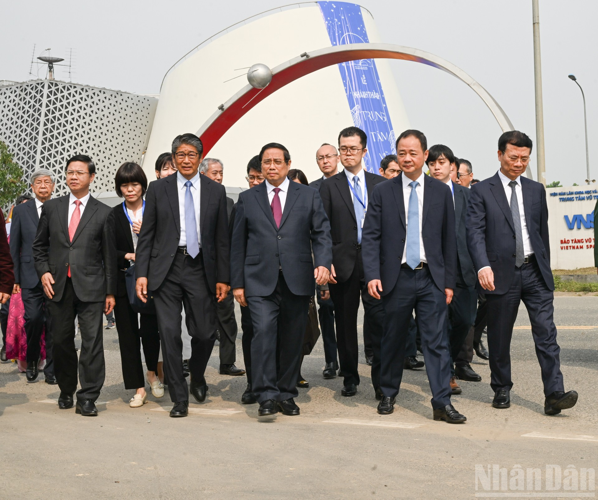 Thủ tướng Phạm Minh Chính tới dự khánh thành công trình Trung tâm Vũ trụ Việt Nam và Khai mạc "Diễn đàn vũ trụ Việt Nam-Nhật Bản 2026: hợp tác cho kỷ nguyên mới".