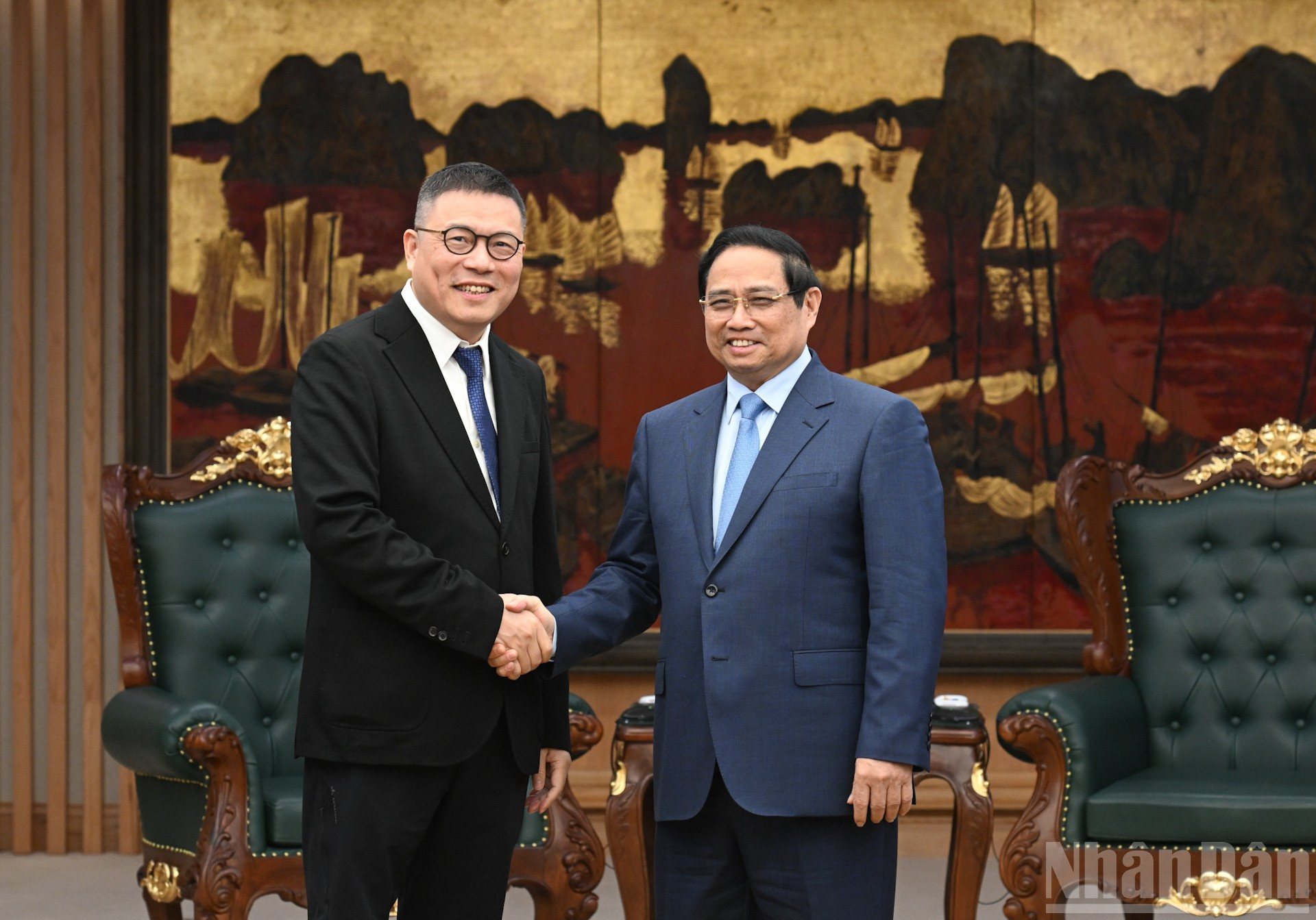 Thủ tướng Phạm Minh Chính và ông Hồng Thiên Chúc, Chủ tịch Tập đoàn Texhong (Trung Quốc).