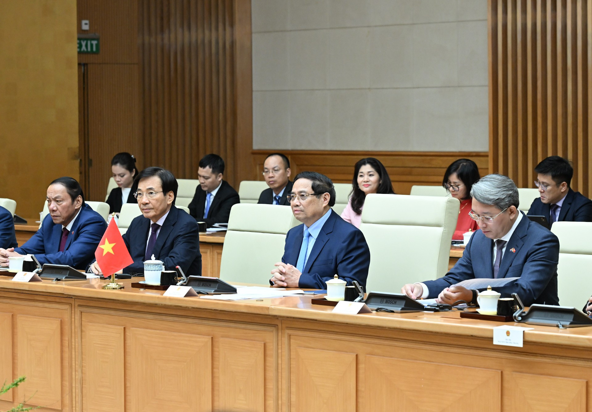 Prime Minister Pham Minh Chinh and members of the Vietnamese Government met with President of the Republic of South Africa Matamela Cyril Ramaphosa. dsc-9945.jpg