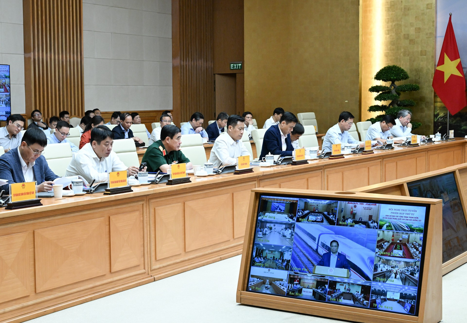 ប្រតិភូចូលរួមសន្និសីទ។ dsc-9575.jpg