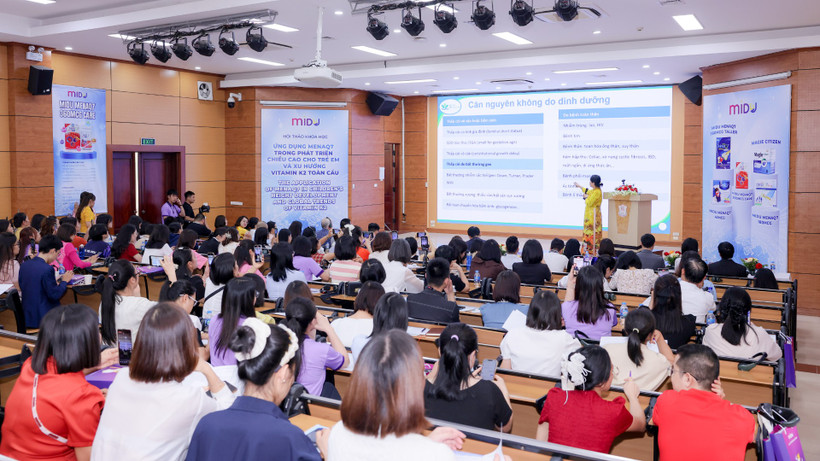 Vitamin K2 từng bị xem nhẹ vì thường bị nhầm lẫn với vitamin K1 có vai trò trong quá trình đông máu.