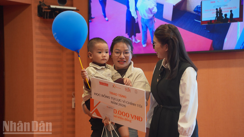 Tiếp sức đến trường cho con em gia đình hiến tạng