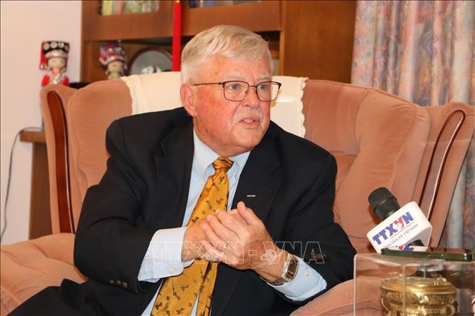 Giáo sư Carl Thayer, thuộc Học viện Quốc phòng Australia, Đại học New South Wales. Ảnh: TTXVN tại Australia