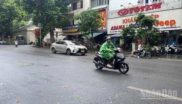 Dự báo chiều tối khu vực Bắc Bộ có mưa rào và dông rải rác. (Ảnh minh họa: Đ.T)