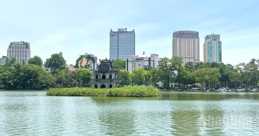 Dự báo khu vực Hà Nội có nắng nóng gay gắt. (Ảnh: Đ.T)