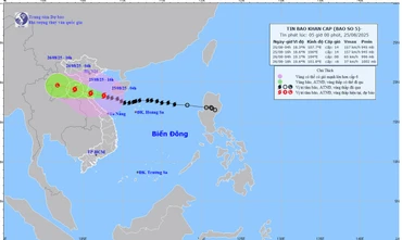 Bản đồ dự báo quỹ đạo và cường độ bão số 5 phát lúc 5 giờ ngày 25/8.