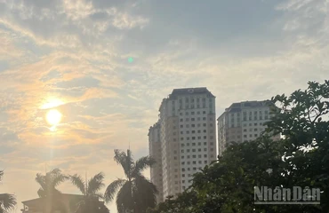 Dự báo khu vực Bắc Bộ và Trung Bộ có nắng nóng cục bộ. (Ảnh minh họa: Đ.T)