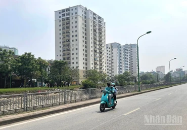 Dự báo khu vực Hà Nội có nắng nóng gay gắt. (Ảnh minh họa: Đ.T)