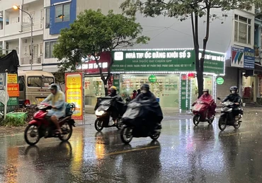 Khu vực Hà Nội dự báo có mưa rào và dông vài nơi. (Ảnh minh họa: Đ.T)
