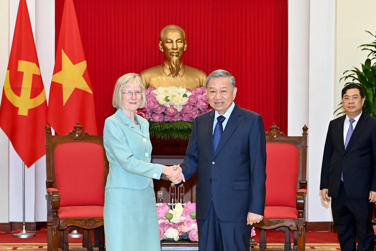 Tổng Bí thư Tô Lâm tiếp Đại sứ Australia Gillian Bird nhân dịp bắt đầu nhiệm kỳ tại Việt Nam. (Ảnh: ĐĂNG KHOA) a2-bnd-0316.jpg
